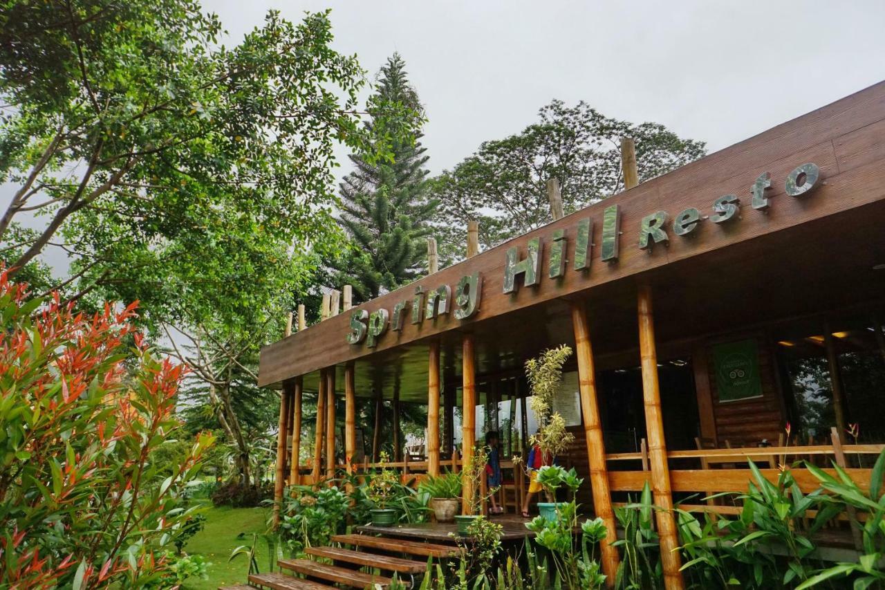 Spring Hill Hotel Ruteng Exterior photo